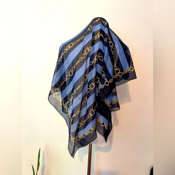 Scarf  - Picture 1 of 4